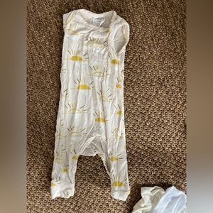 Spearmint baby 0-3 month sun print romper